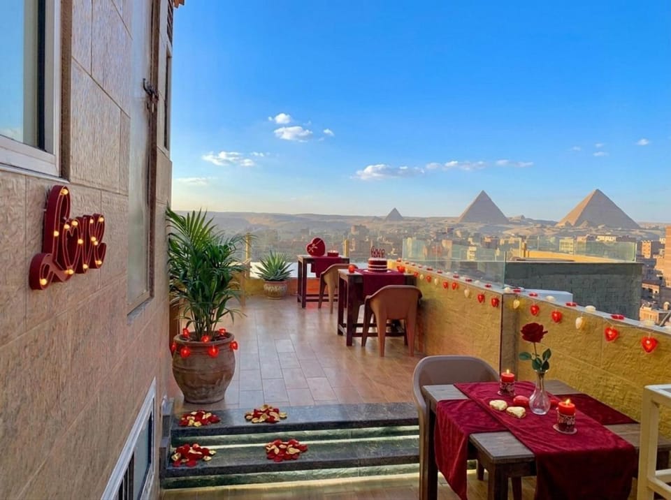 Horus Pyramids Horizon INN Hotel in Egypt