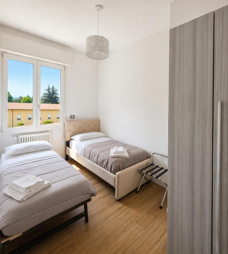 Central Chic Apartment Apartment in Imola