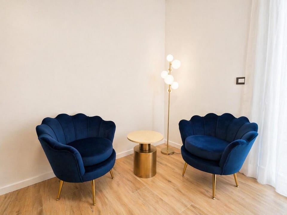 Central Chic Apartment Apartment in Imola