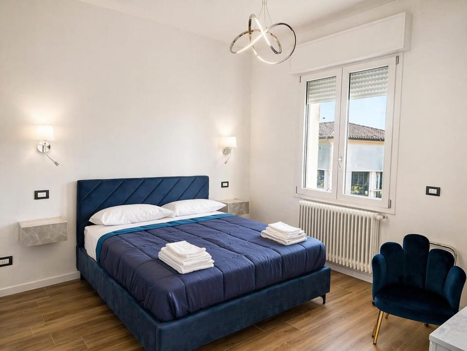 Central Chic Apartment Apartment in Imola