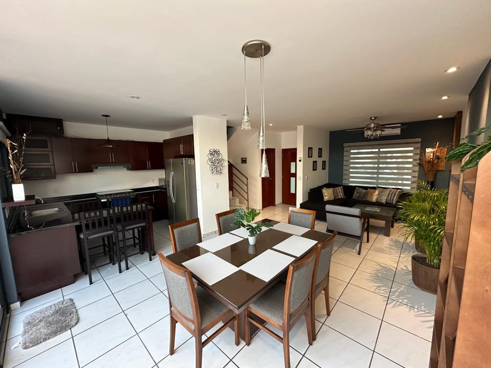 Living room, Dining area, kitchen, air conditioner