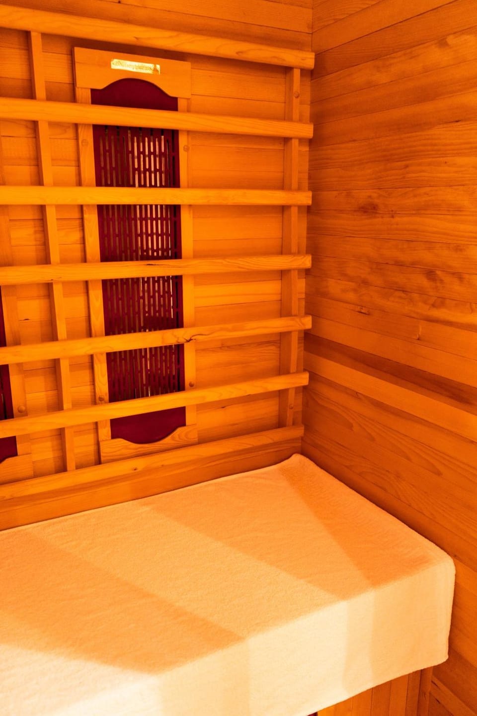 Suite Sahara - Jacuzzi & Sauna Privatif Apartment in Calais
