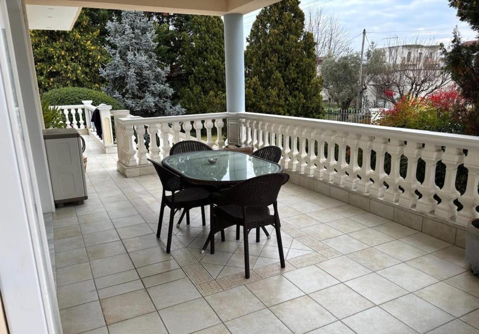 Katerini Grand Luxury Villa with Garden and Jacuzzi Villa in Pieria, Greece