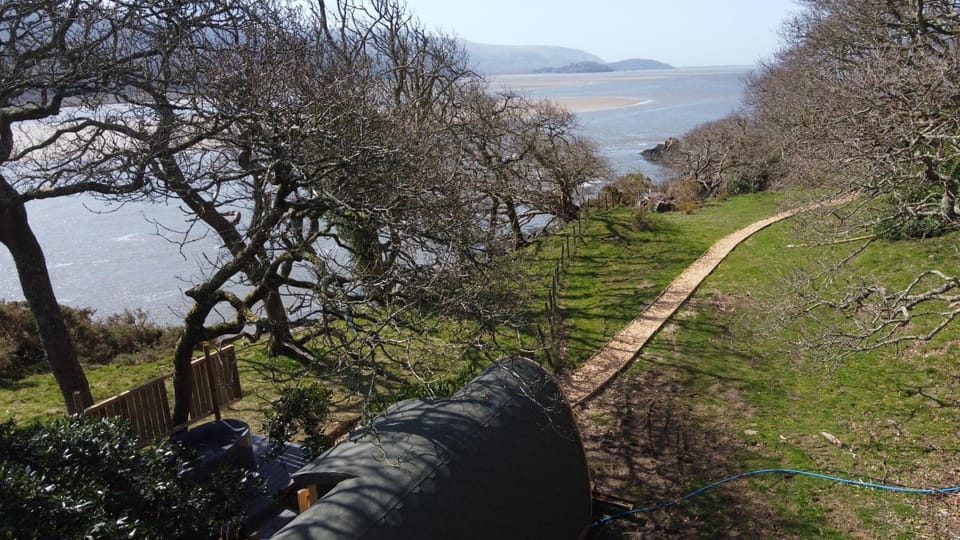 Property building, Natural landscape, View (from property/room), River view