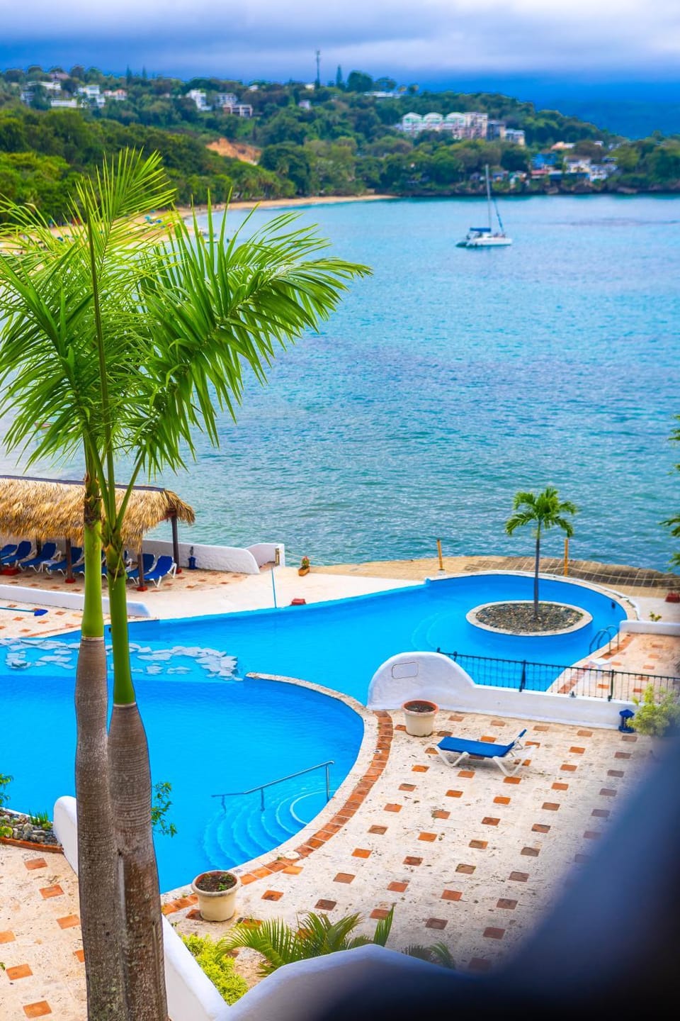 Beach, Swimming pool