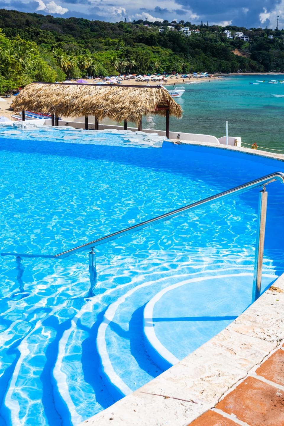 Beach, Swimming pool