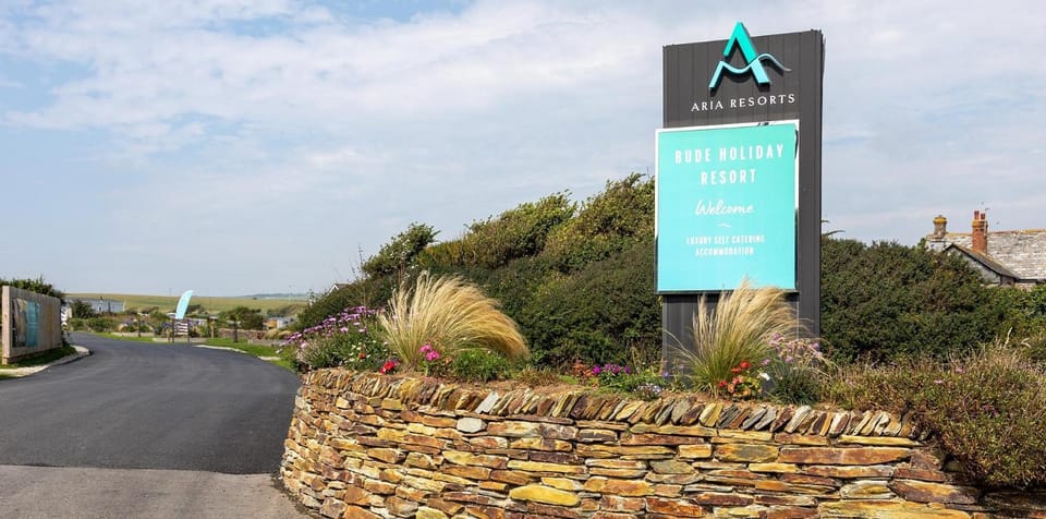 Facade/entrance, Property logo or sign, Logo/Certificate/Sign