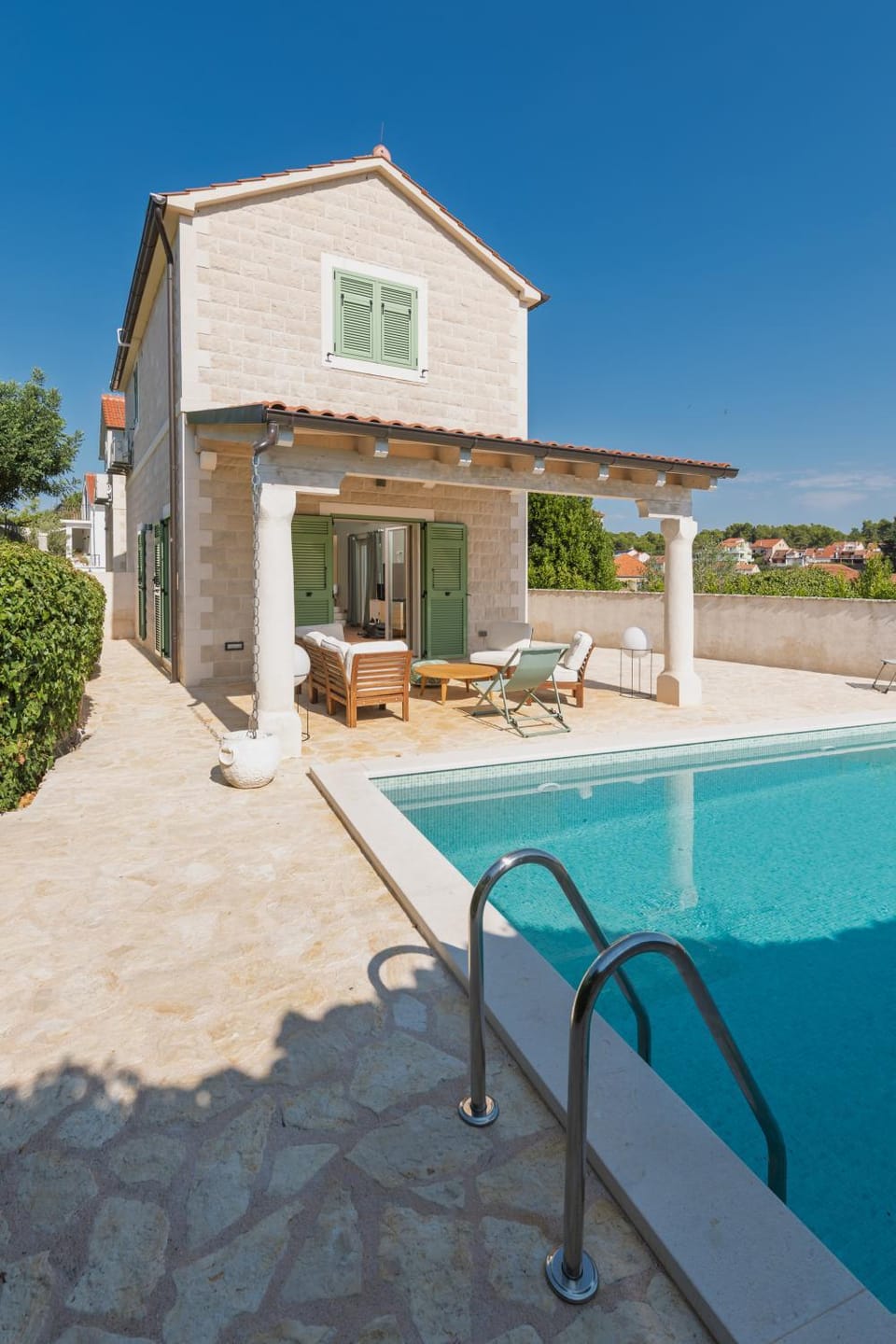 Property building, Swimming pool