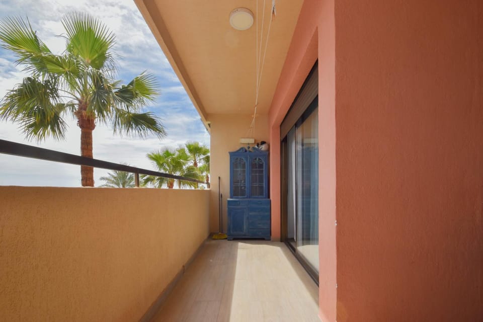 Aquapark Velilla II Primera linea de playa Apartment in Costa Tropical
