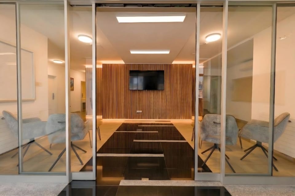 Communal lounge/ TV room, Lounge or bar, Seating area