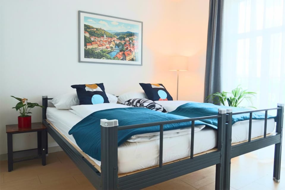 Bed, View (from property/room), Bedroom, Mountain view, River view, locker, air conditioner
