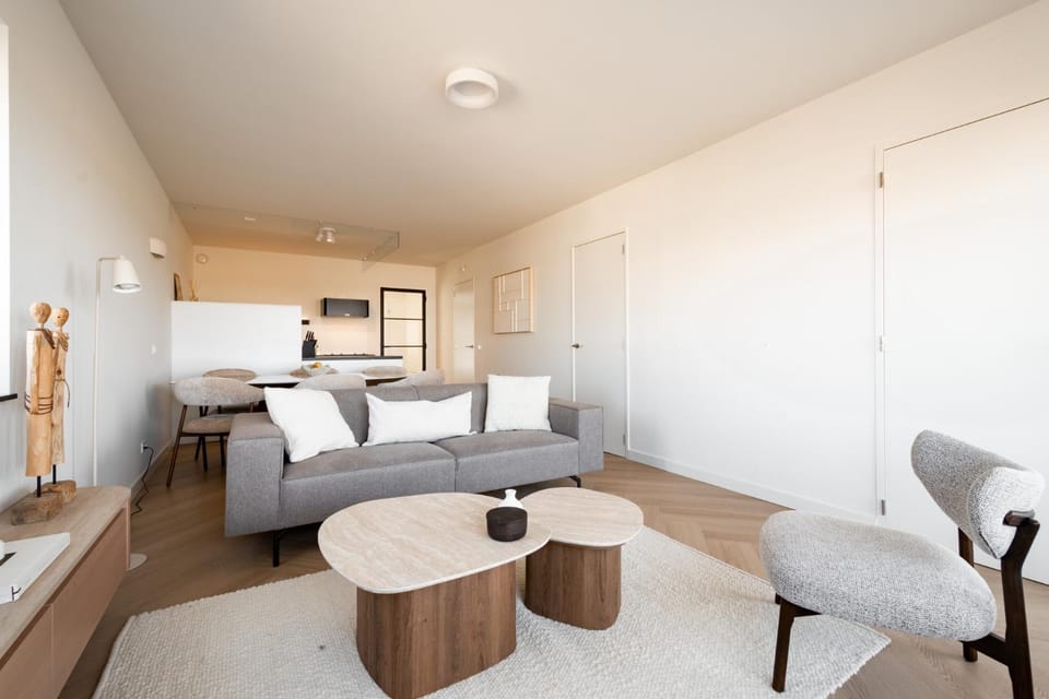Kitchen or kitchenette, Living room, Seating area, Dining area, minibar