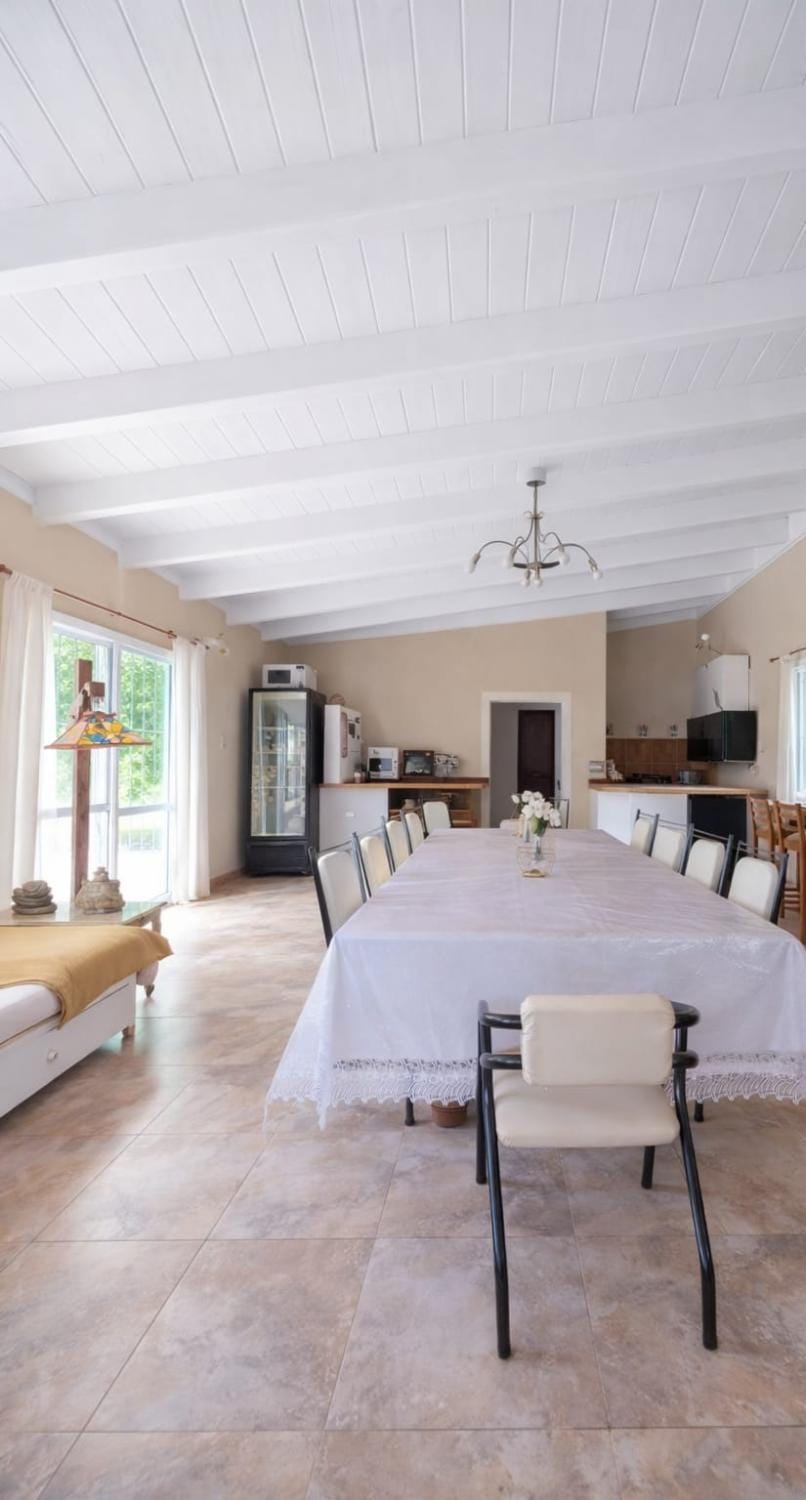 Communal lounge/ TV room, BBQ facilities, Game Room, Kitchen or kitchenette, Living room, Dining area, kitchen