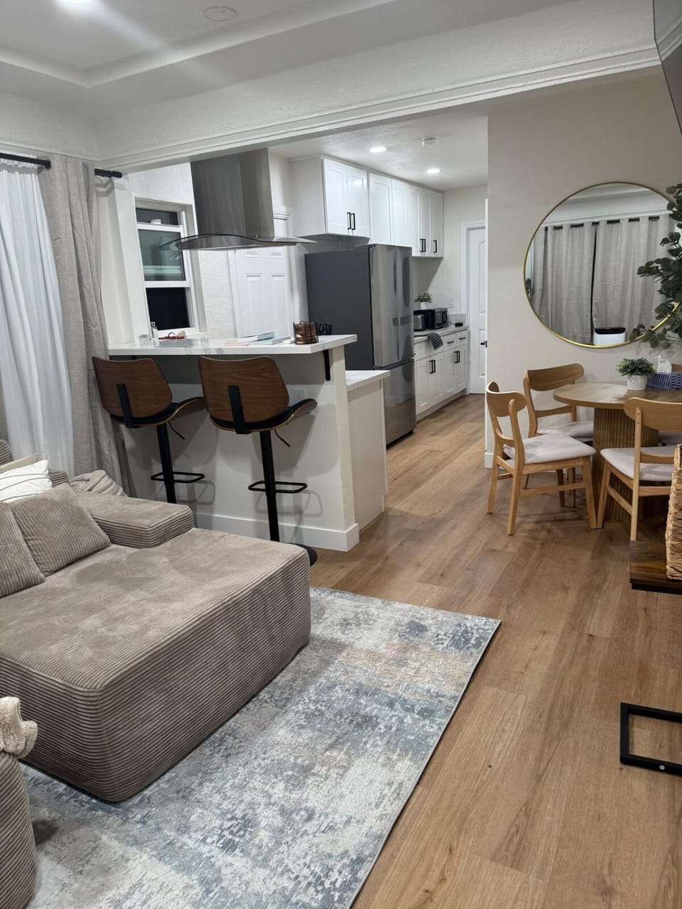 Living room, Seating area, Dining area