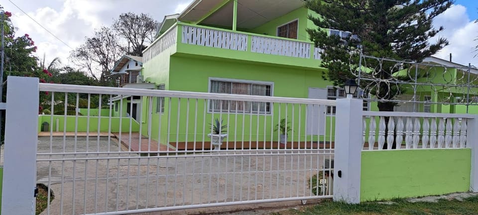 Pascall's Luxury Homes Villa House in Western Tobago