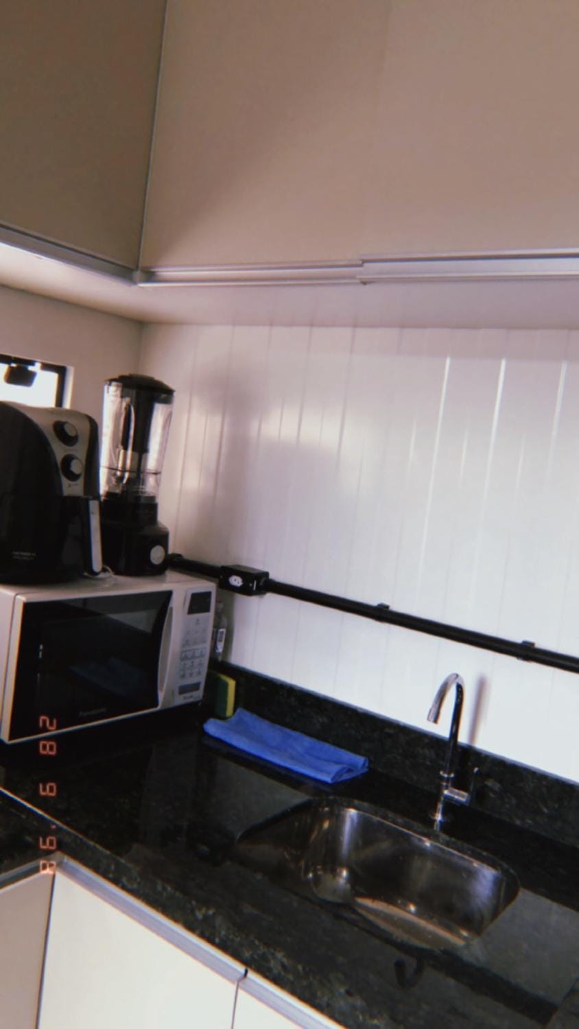dishwasher, microwave, minibar