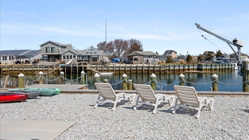 Waterfront Newly Built 3br Casa Del Pescatore House in Galloway