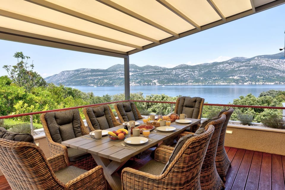 Balcony/Terrace, Dining area
