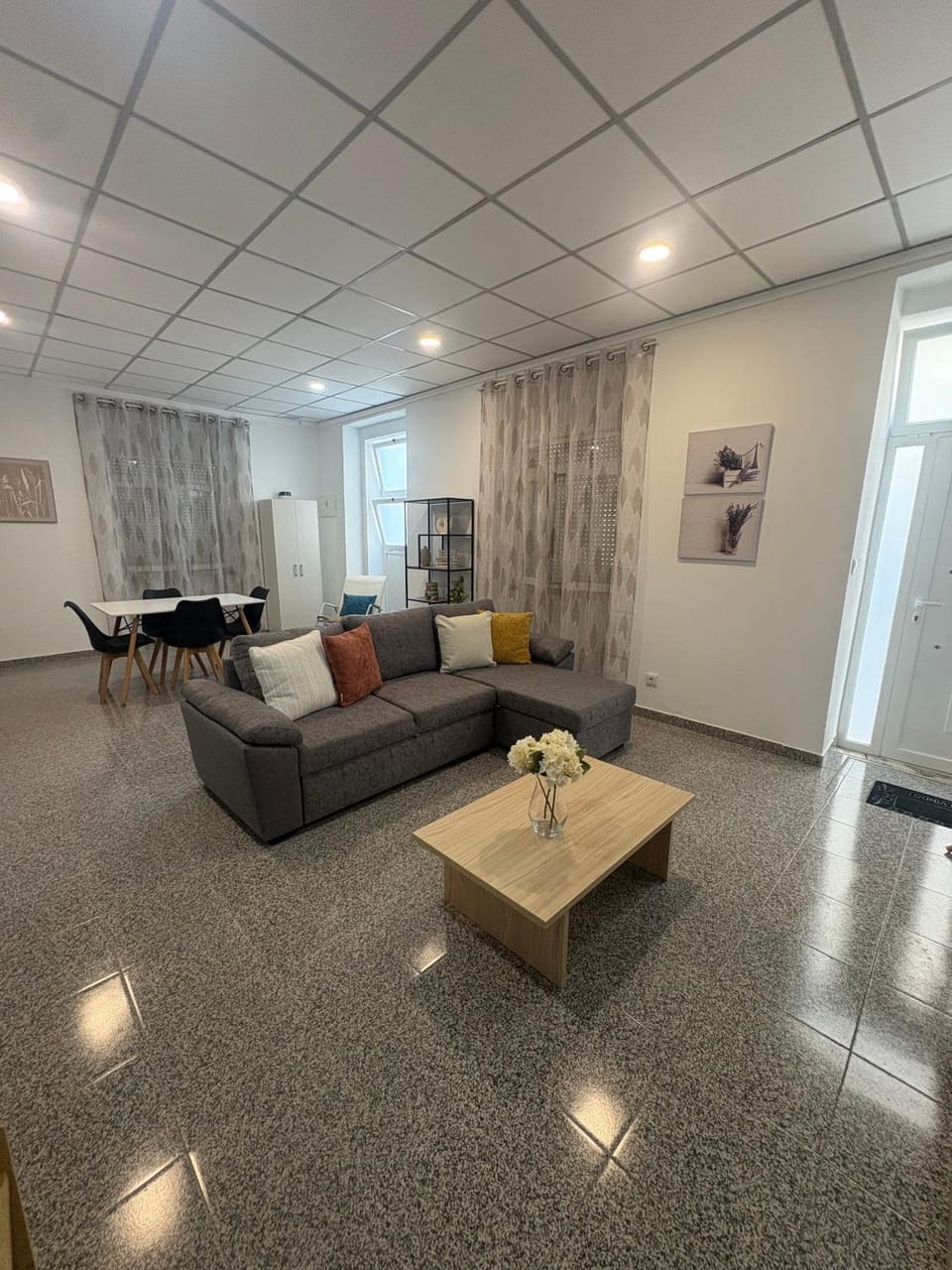Communal lounge/ TV room, Living room