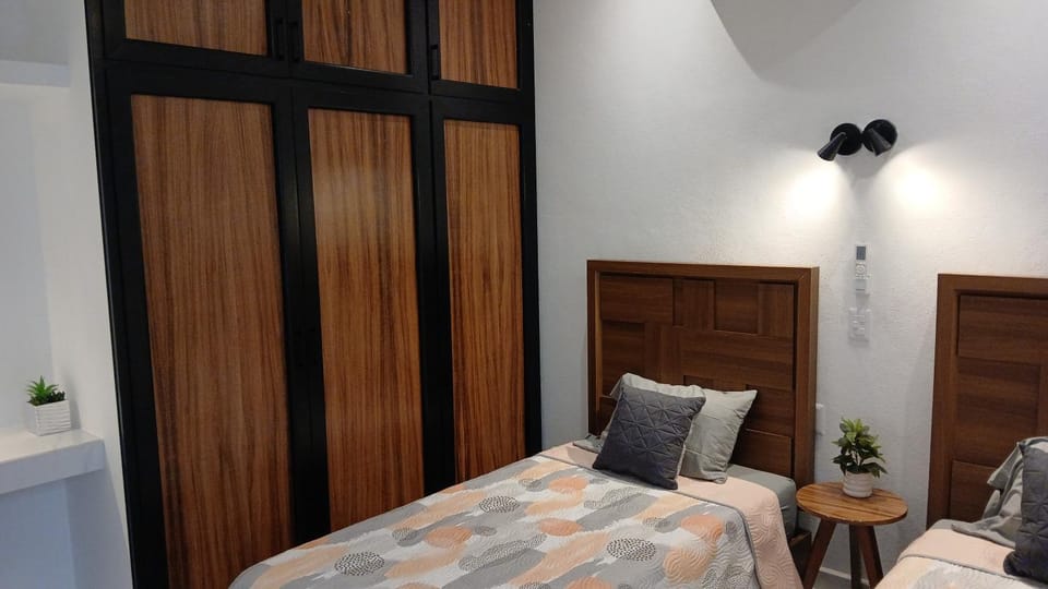 Bedroom, wardrobe