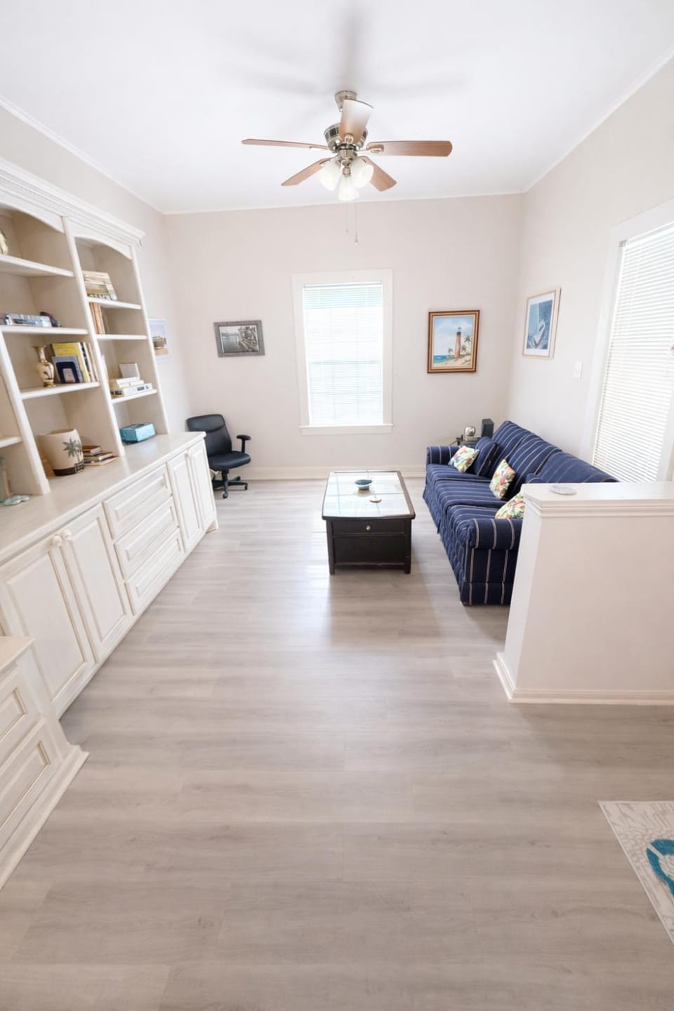 Family-Friendly 4BR | Sleeps 10 | Close to Beach House in Galveston Island
