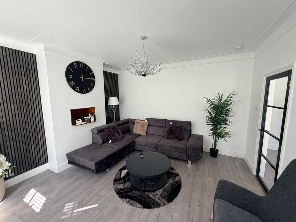 The Alcove Retreat House in Bristol