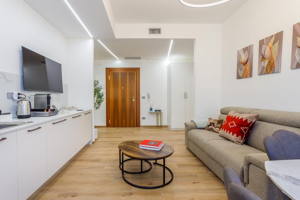 L'angolo della serenità - Elegant Central Apartment with Lift Apartment in Modena