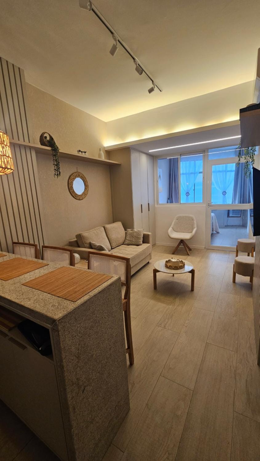 Apartamento novo a passos da praia Copacabana Apartment in Rio de Janeiro