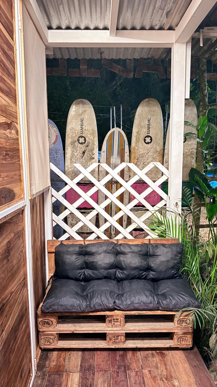 Nomadic Surf & Yoga Hostel in Uvita