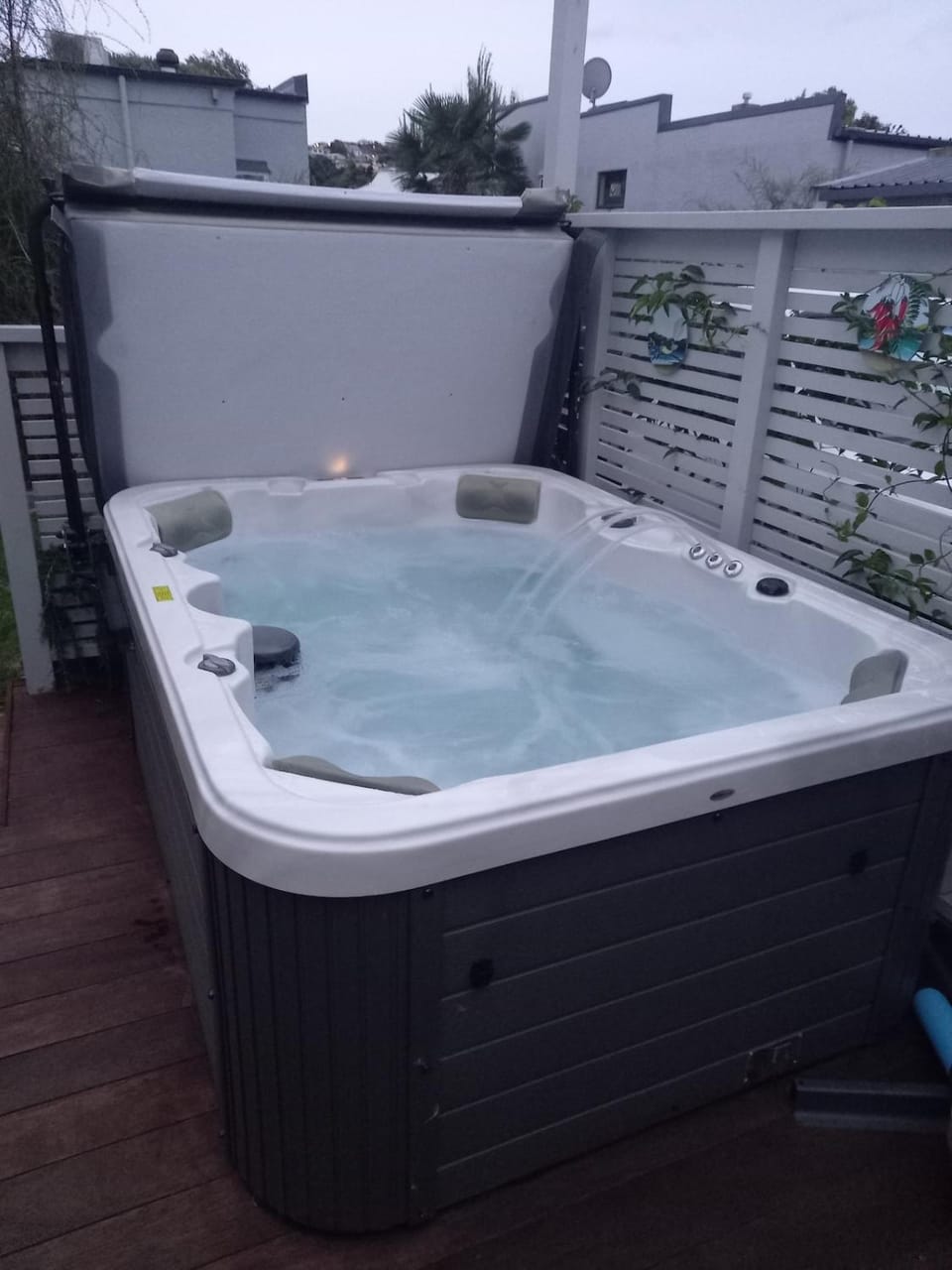 Central Napier Location 3 Bedrooms - Sleeps 5 Villa in Napier