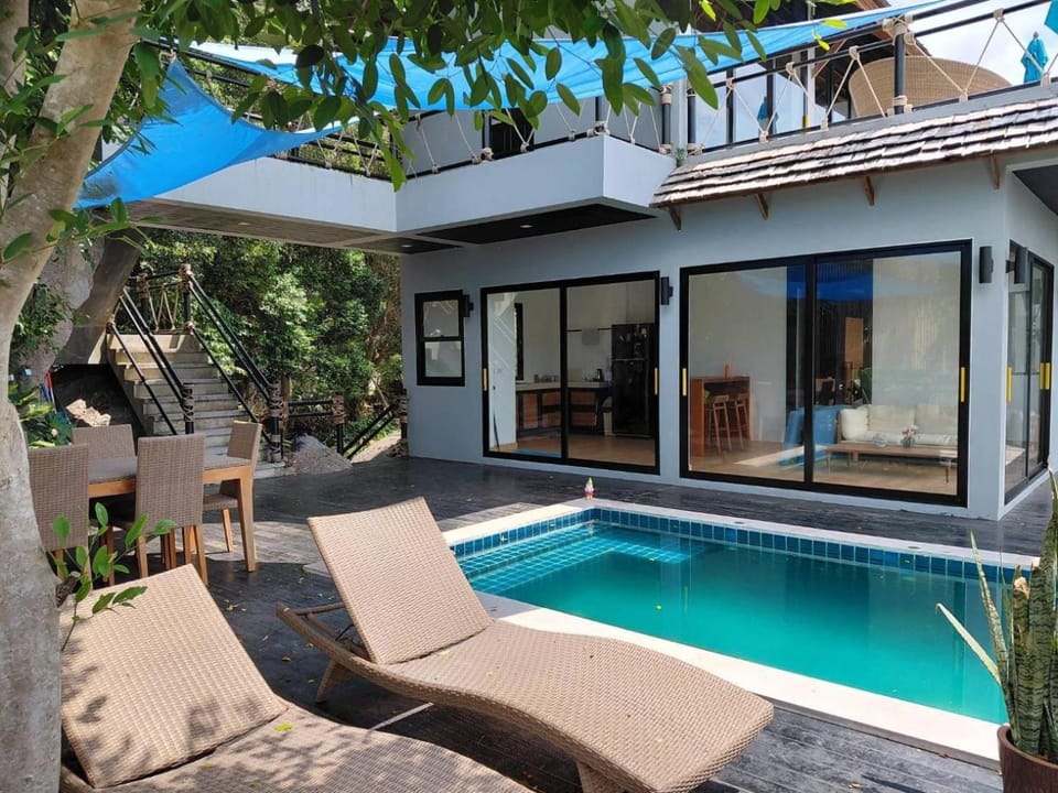 Property building, Pool view, sunbed