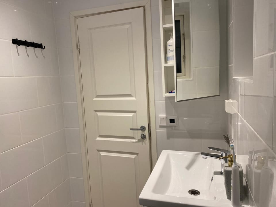 Varmdo Nature Retreat Private Mini Villa Near Hiking and Stockholm Villa in Stockholm County