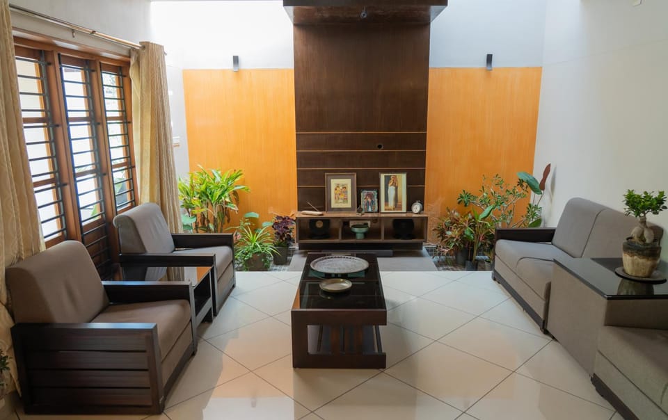 Communal lounge/ TV room, Living room