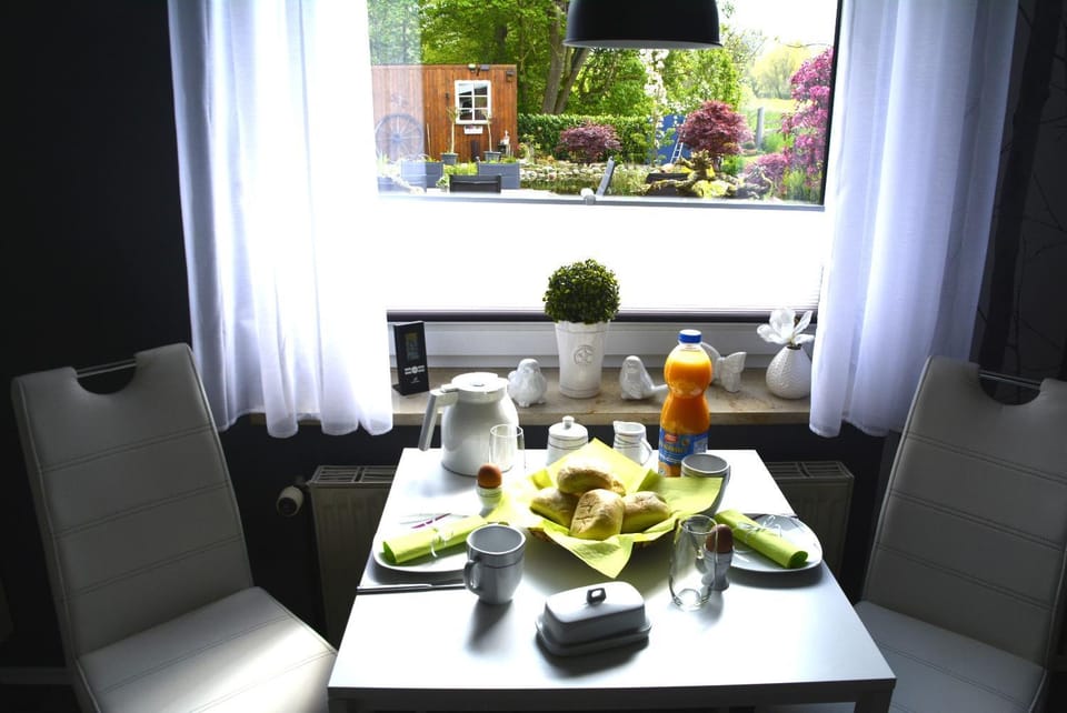 Ferienwohnung Ahrens- Erholung am Deich Apartment in Lower Saxony, Germany