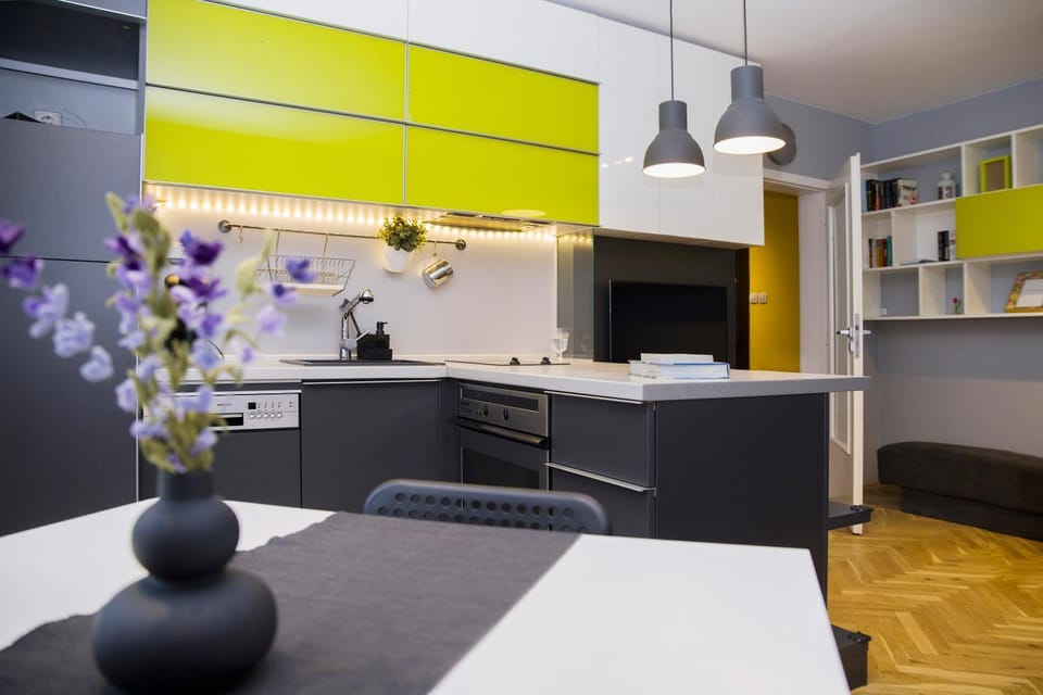 Kitchen or kitchenette, kitchen