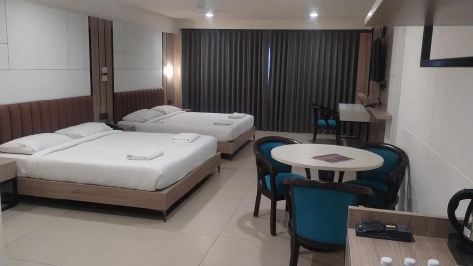Hotel Shubham Prestige kandlakoya Hotel in Secunderabad