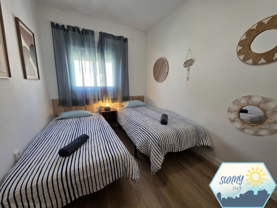 Sunny Churriana Airport Apartment in Valle del Guadalhorce