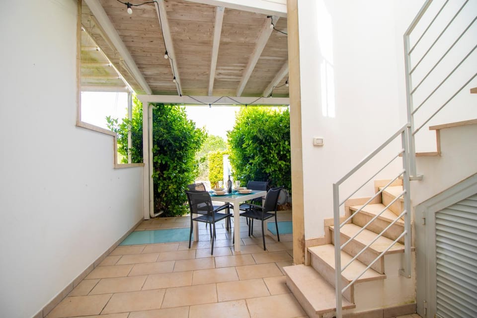 Property building, Garden, View (from property/room), Balcony/Terrace, Balcony/Terrace