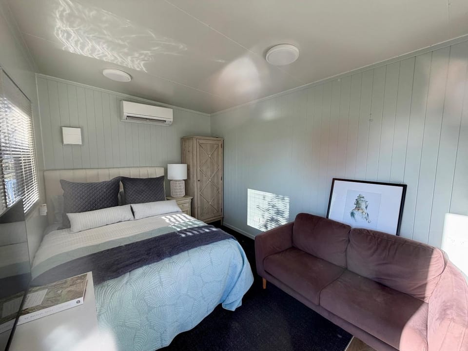 Benrose Stables Cottage House in Palmerston North