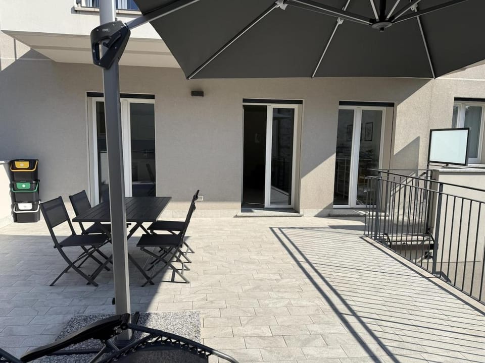 A102 La Filanda by Larihome Apartment in Province of Lecco