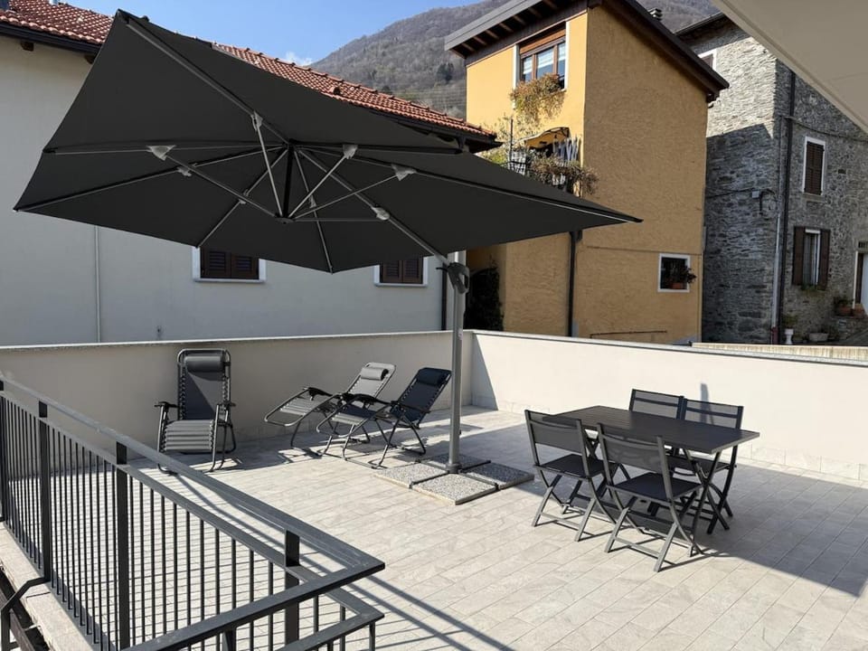 A102 La Filanda by Larihome Apartment in Province of Lecco