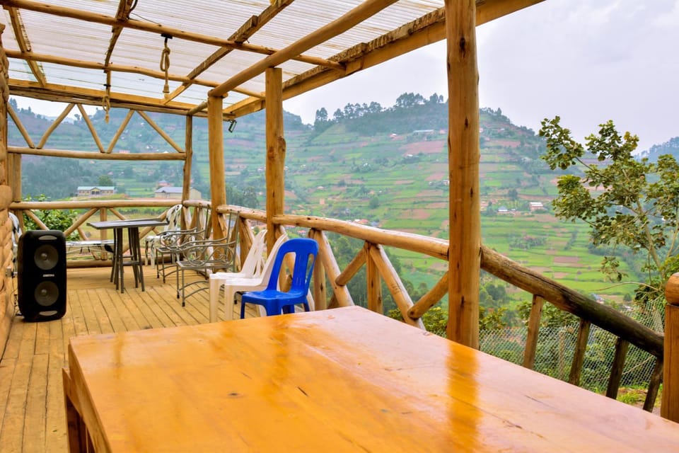 Bwindi Breeze Lodge Nature lodge in Uganda
