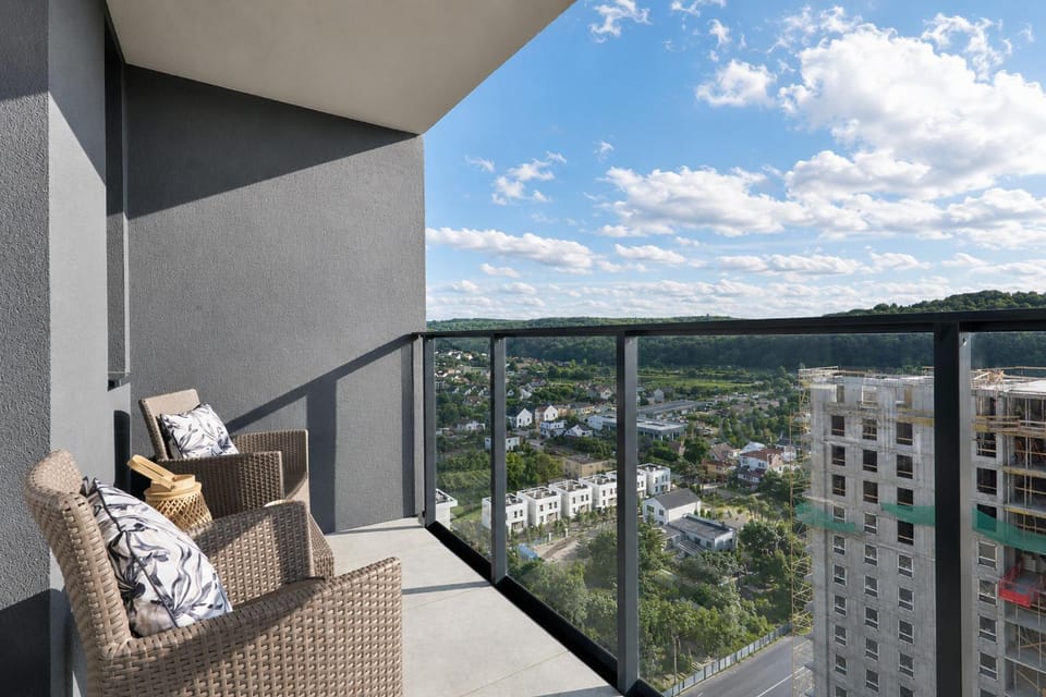 Day, Natural landscape, View (from property/room), Balcony/Terrace, Seating area, City view