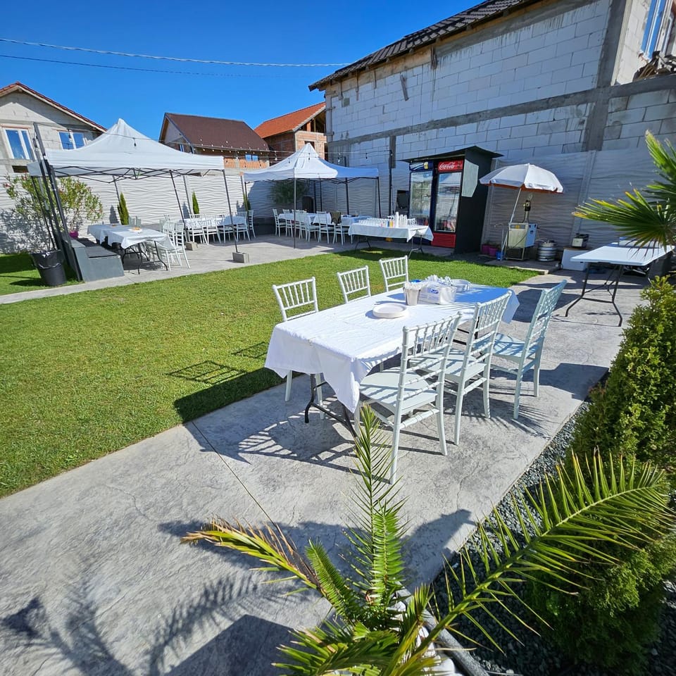 Garden, Seating area