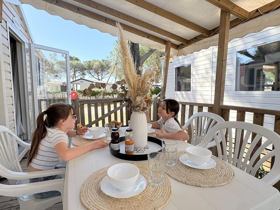 Patio, View (from property/room), Balcony/Terrace, Dining area