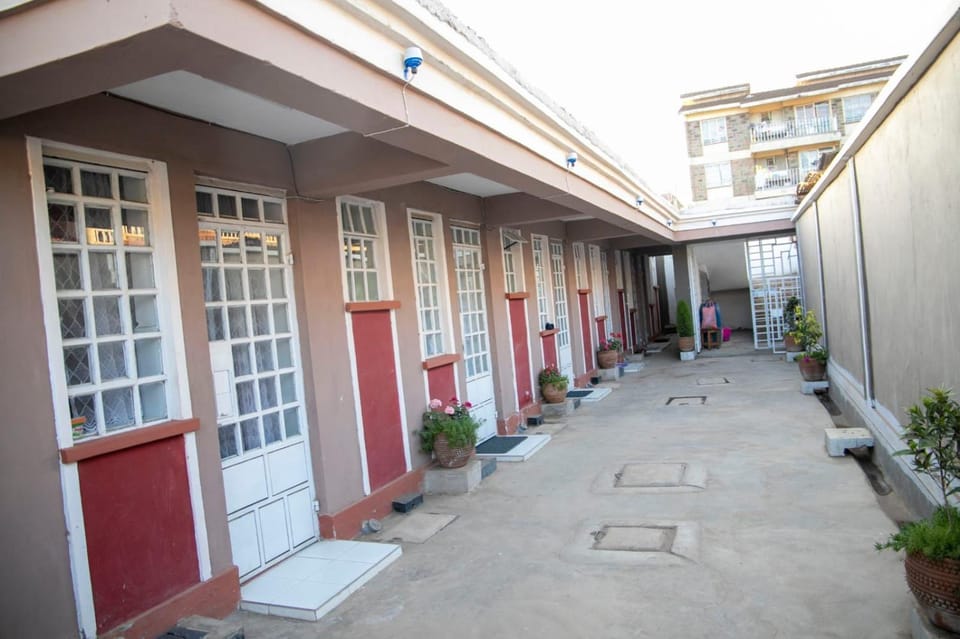 Seven stars Apartment in Kenya