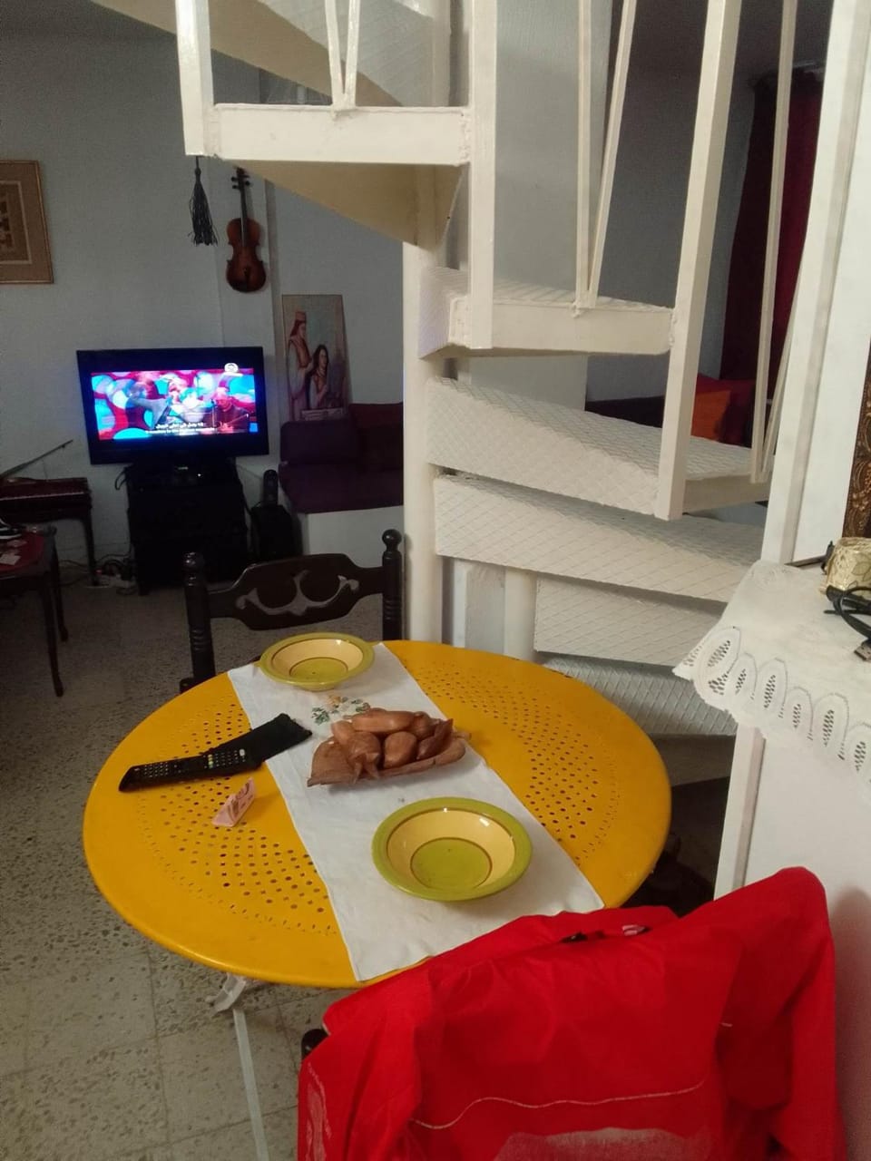 Seating area, Dining area