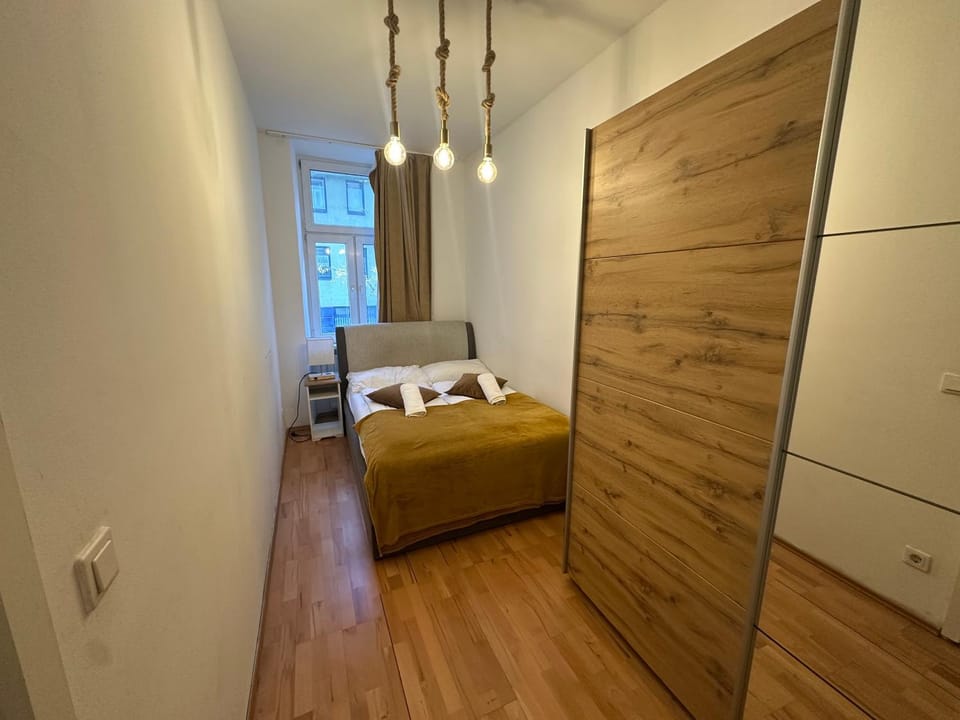 Bed, Photo of the whole room, Bedroom, wardrobe
