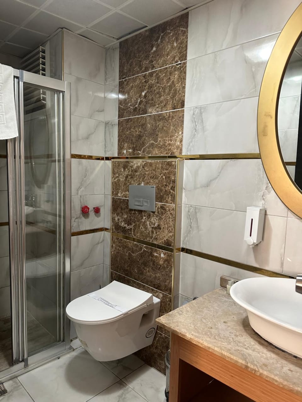 Shower, Bathroom