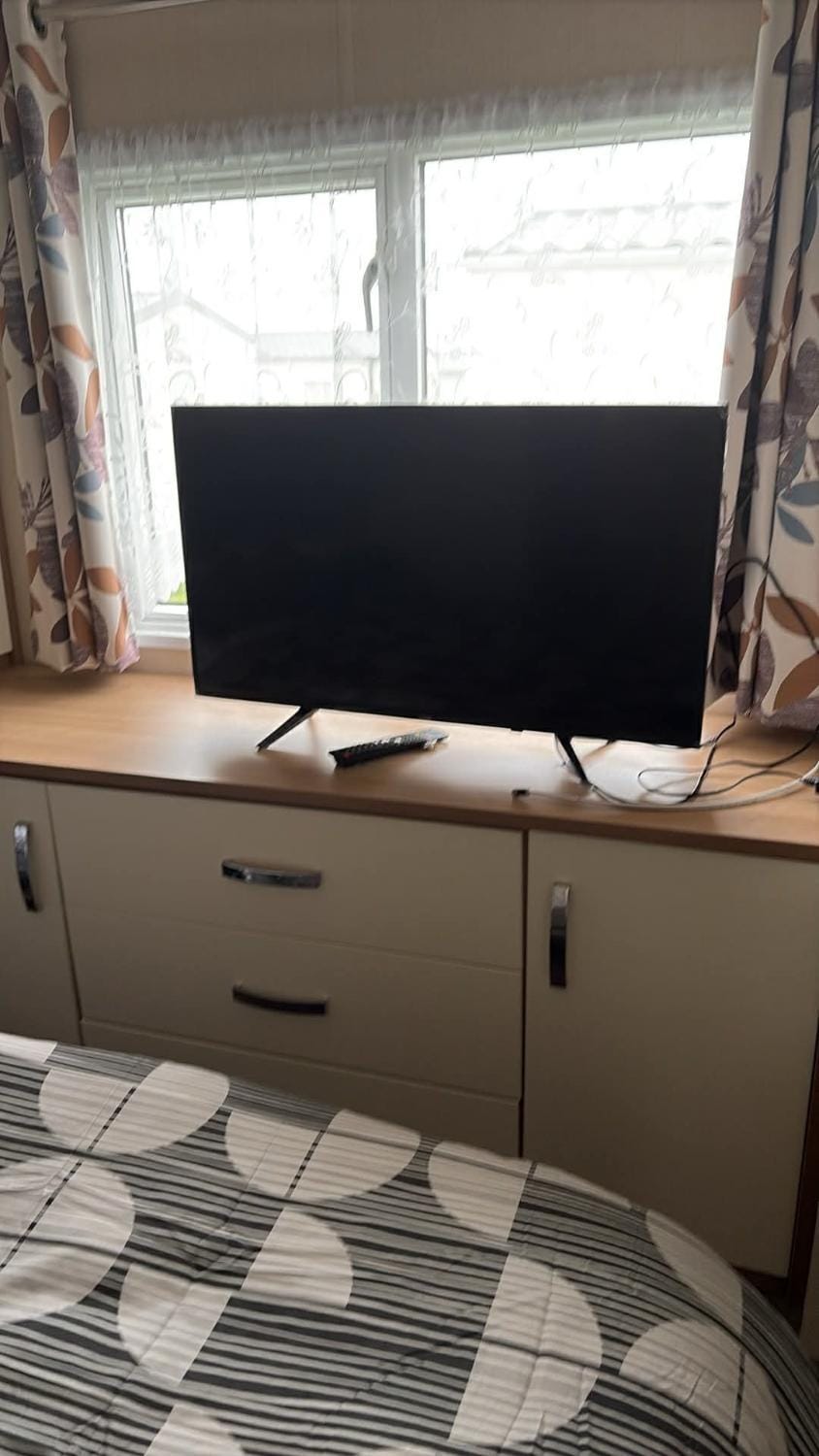 Villa on Harts holiday village, leysdown,fascities on sight, indoor swimming pool, entertainment etc, please note park passes can be purchased at reception Campground/ 
RV Resort in Leysdown-on-Sea